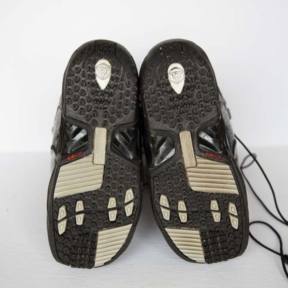 Gently used Salomon snowboard boots - Picture 6 of 13